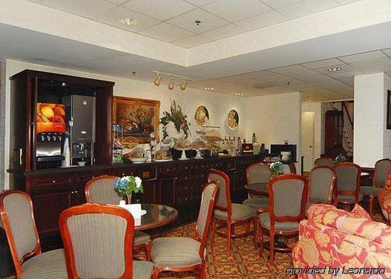 Four Points By Sheraton Greensboro Airport Restaurant photo